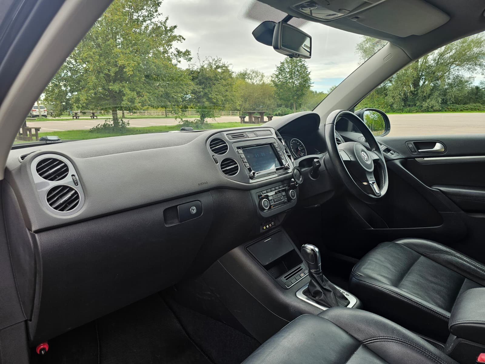 Volkswagen Tiguan 1.4 TSI SE Bluemotion Tech SUV Automatic DSG Euro 5