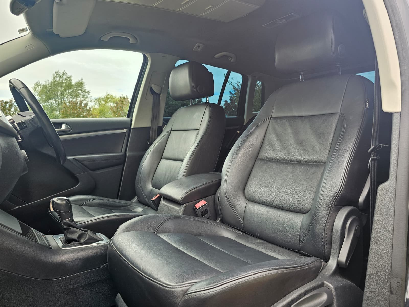 Volkswagen Tiguan 1.4 TSI SE Bluemotion Tech SUV Automatic DSG Euro 5