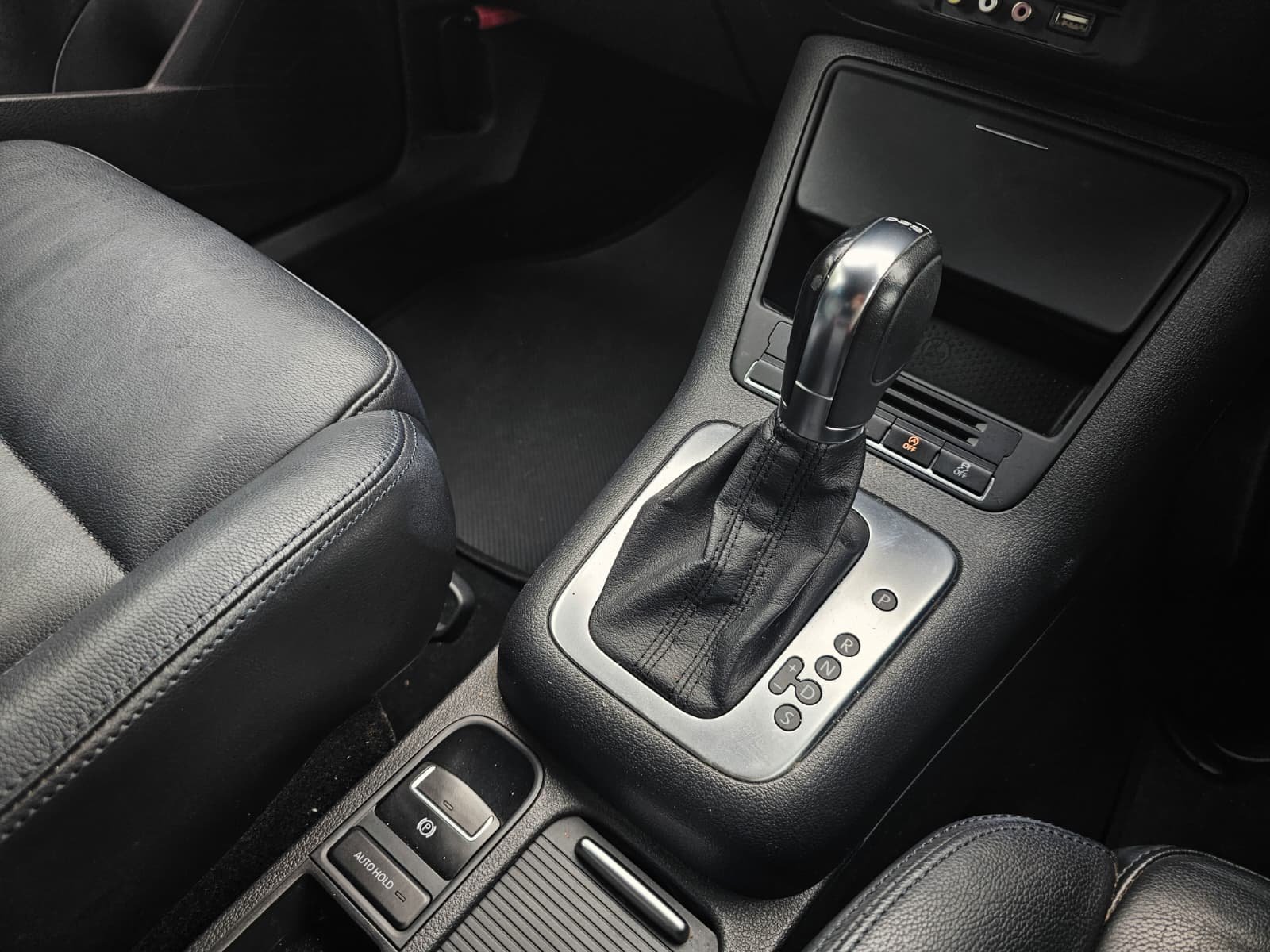 Volkswagen Tiguan 1.4 TSI SE Bluemotion Tech SUV Automatic DSG Euro 5