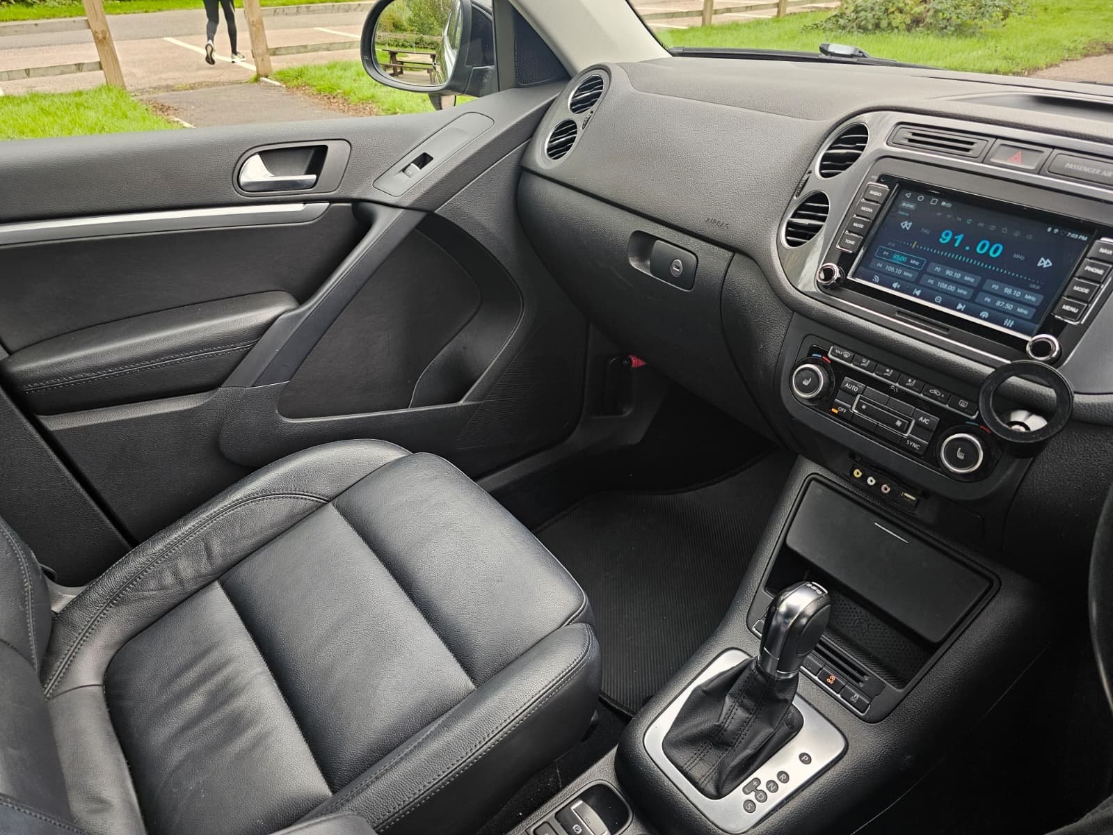 Volkswagen Tiguan 1.4 TSI SE Bluemotion Tech SUV Automatic DSG Euro 5