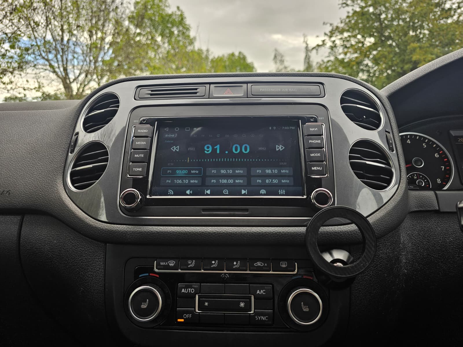 Volkswagen Tiguan 1.4 TSI SE Bluemotion Tech SUV Automatic DSG Euro 5
