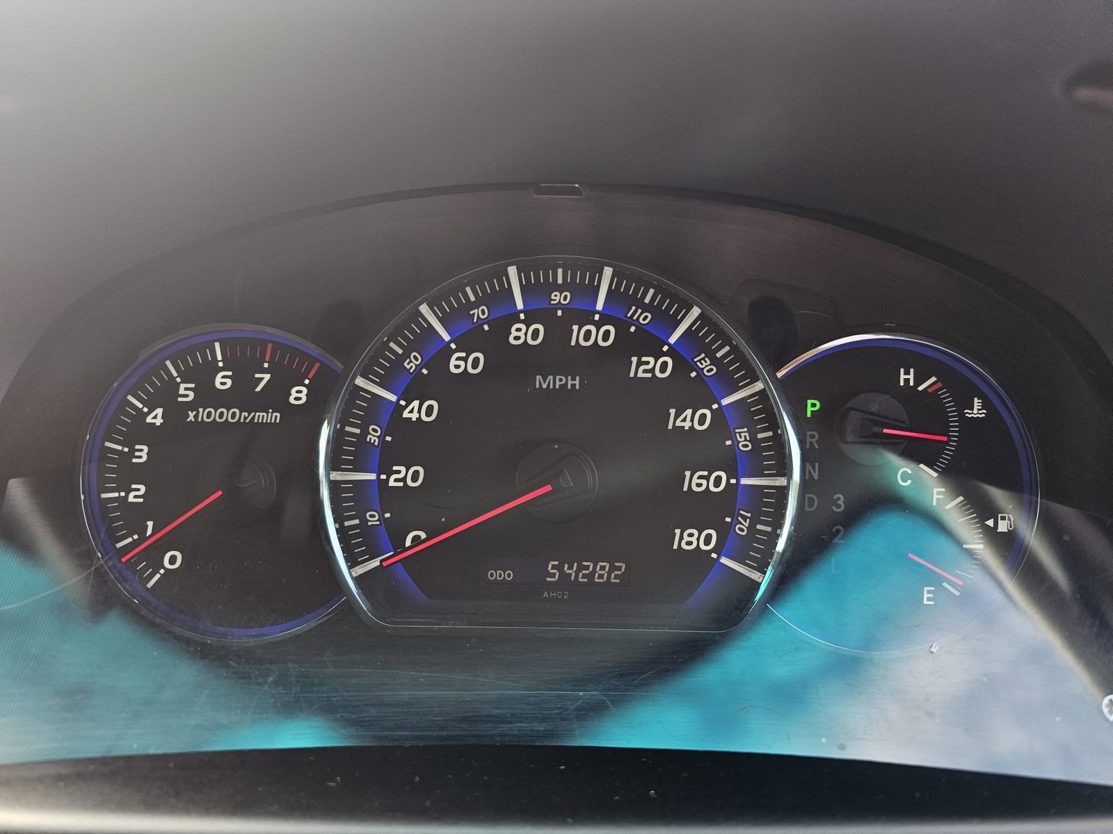 TOYOTA ALPHARD 2.4L Auto CVT 8 Swivle Seater MPV