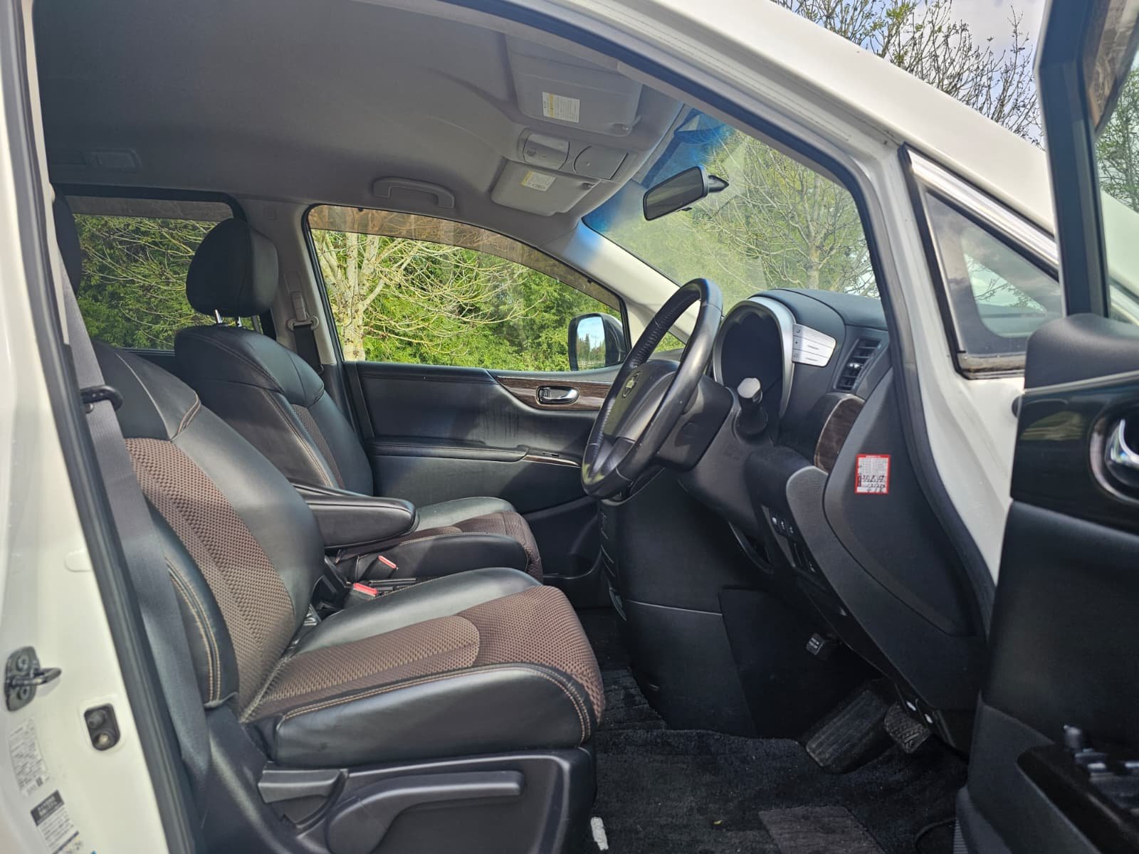 NISSAN ELGRAND Highway Star E52 3.5 V6 Xtronic Auto CVT 4X4 MPV