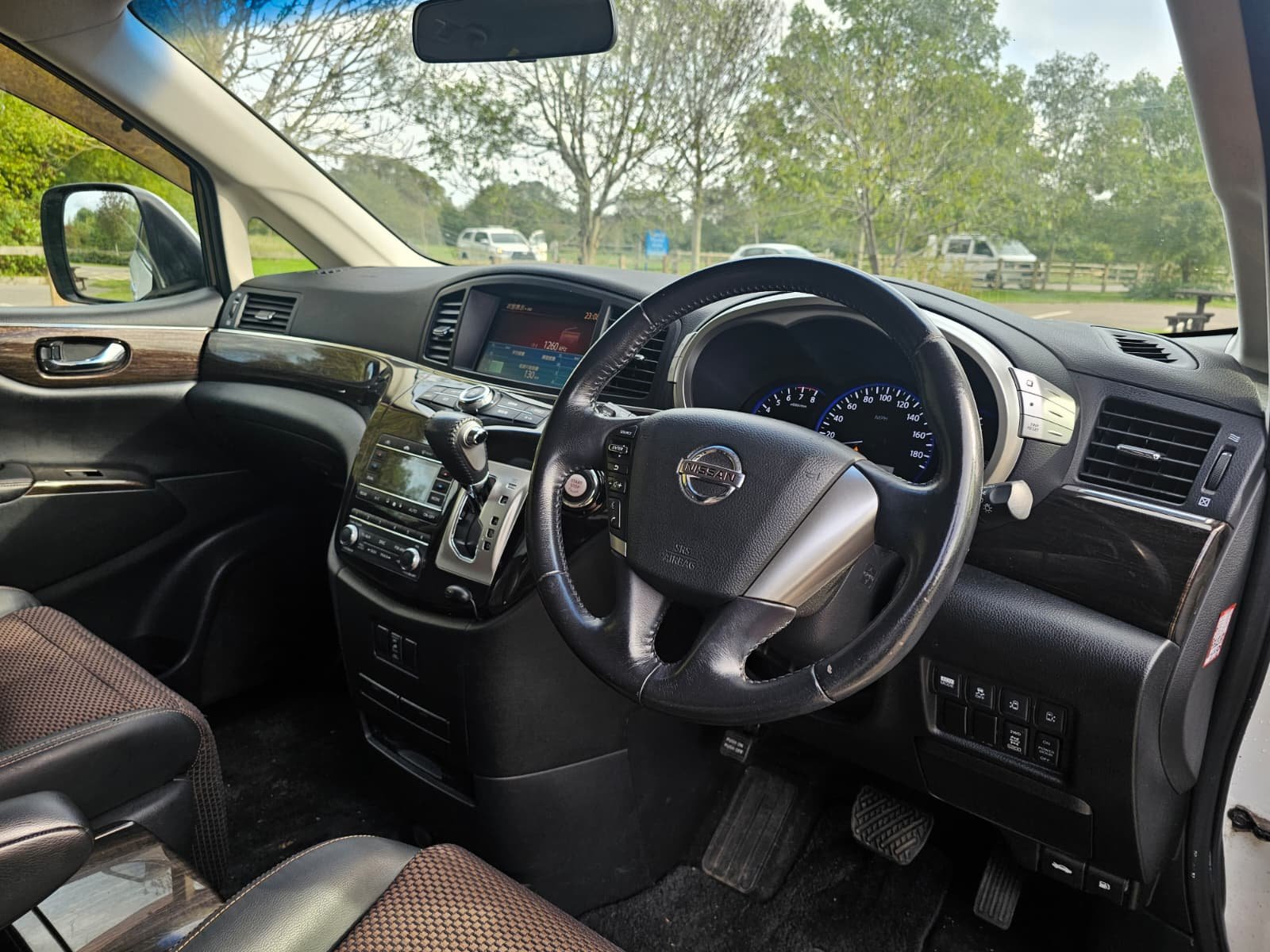NISSAN ELGRAND Highway Star E52 3.5 V6 Xtronic Auto CVT 4X4 MPV