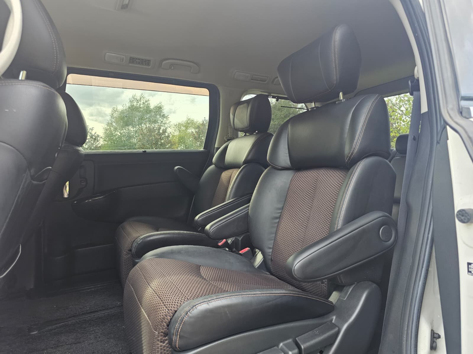 NISSAN ELGRAND Highway Star E52 3.5 V6 Xtronic Auto CVT 4X4 MPV
