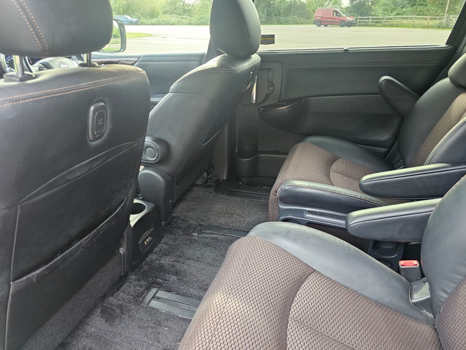 NISSAN ELGRAND Highway Star E52 3.5 V6 Xtronic Auto CVT 4X4 MPV