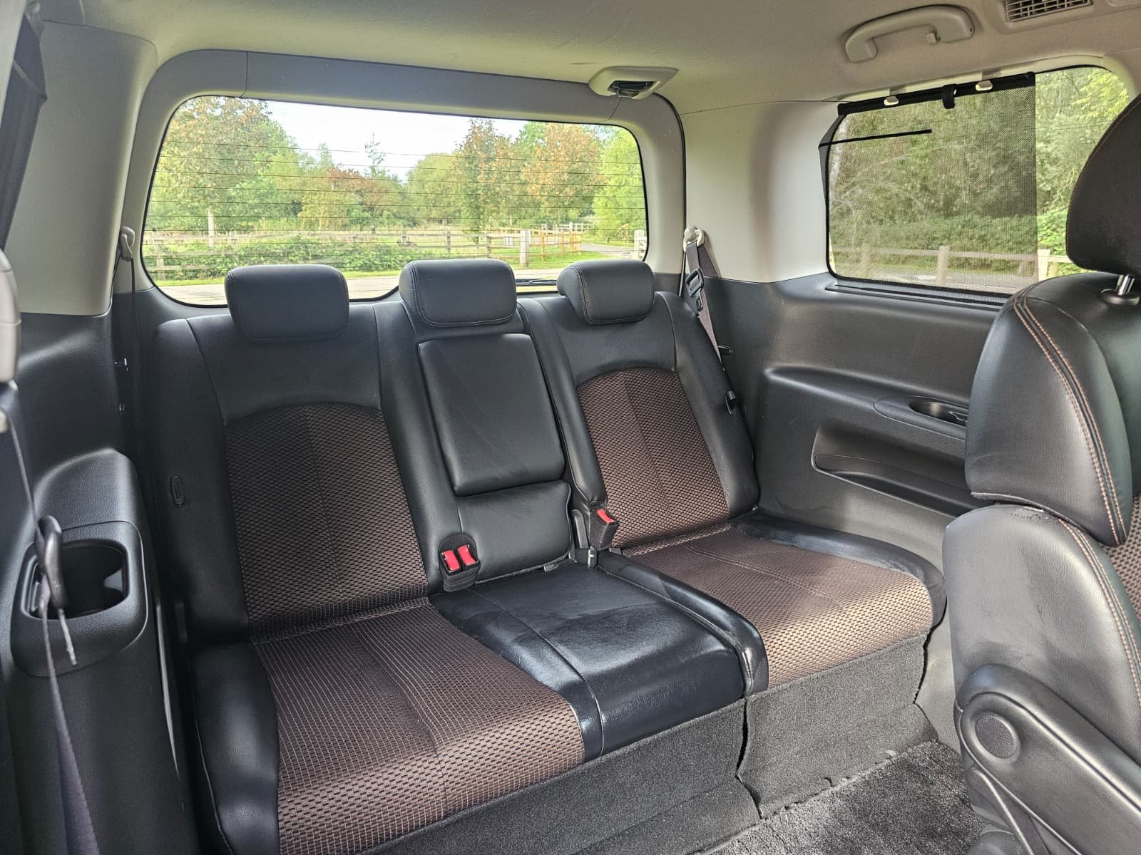 NISSAN ELGRAND Highway Star E52 3.5 V6 Xtronic Auto CVT 4X4 MPV