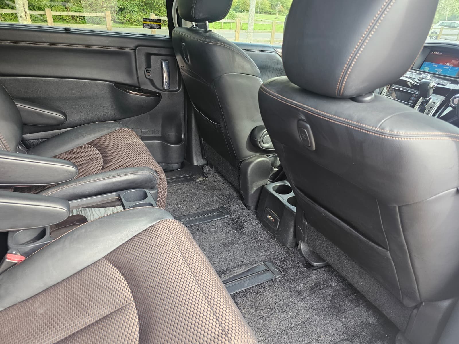 NISSAN ELGRAND Highway Star E52 3.5 V6 Xtronic Auto CVT 4X4 MPV