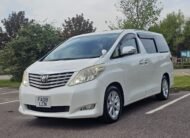 TOYOTA ALPHARD 2.4 Auto 7 Speed CVT Double Sunroof 8 Seater MPV