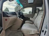 TOYOTA ALPHARD 2.4 Auto 7 Speed CVT Double Sunroof 8 Seater MPV