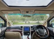TOYOTA ALPHARD 2.4 Auto 7 Speed CVT Double Sunroof 8 Seater MPV