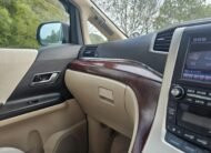 TOYOTA ALPHARD 2.4 Auto 7 Speed CVT Double Sunroof 8 Seater MPV