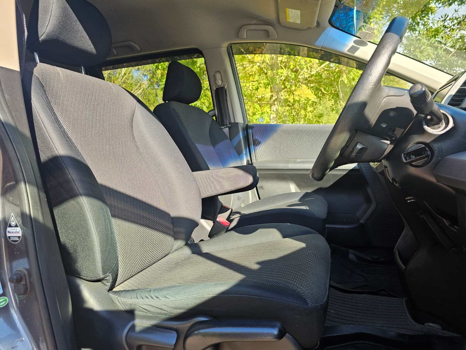 Honda Freed 1.5h EX IMA Automatic Hybrid 6 Seater MPV