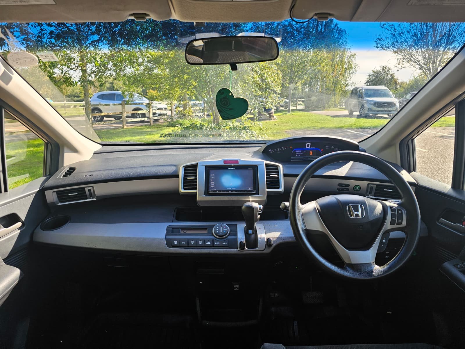 Honda Freed 1.5h EX IMA Automatic Hybrid 6 Seater MPV