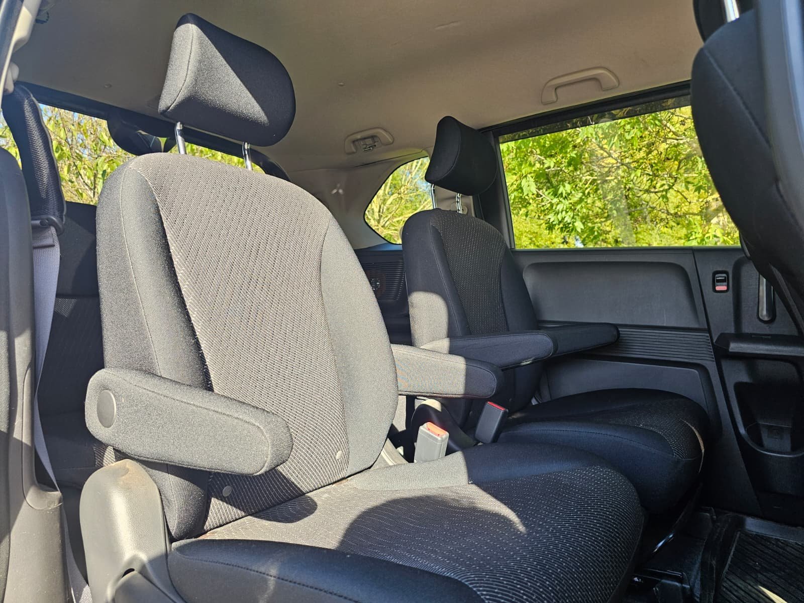 Honda Freed 1.5h EX IMA Automatic Hybrid 6 Seater MPV