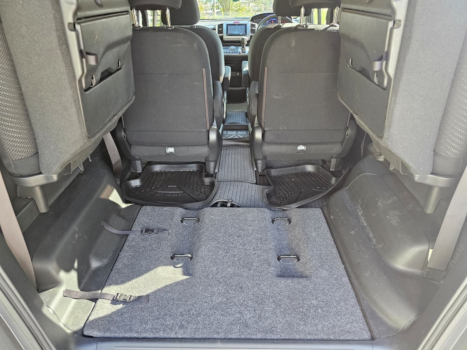 Honda Freed 1.5h EX IMA Automatic Hybrid 6 Seater MPV