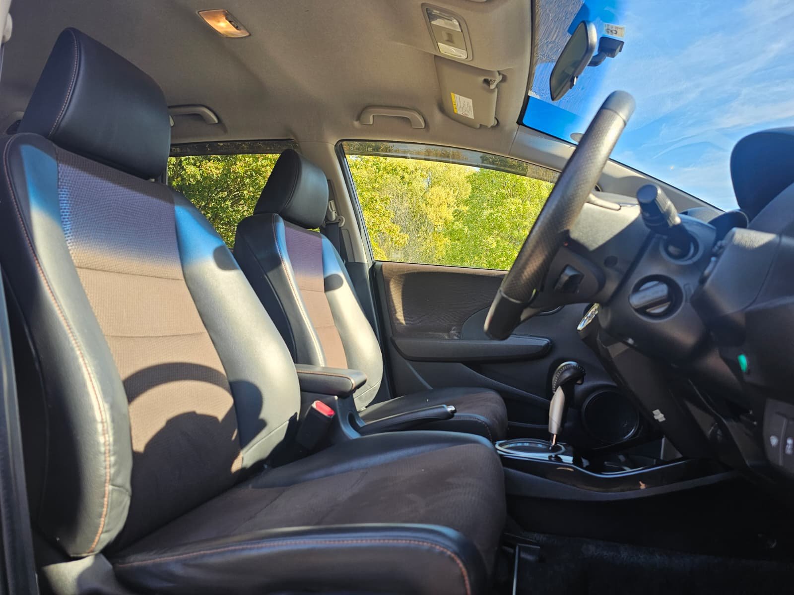 HONDA JAZZ FIT Shuttle 1.3h EX IMA Automatic Hybrid 5dr Hatch/Estate