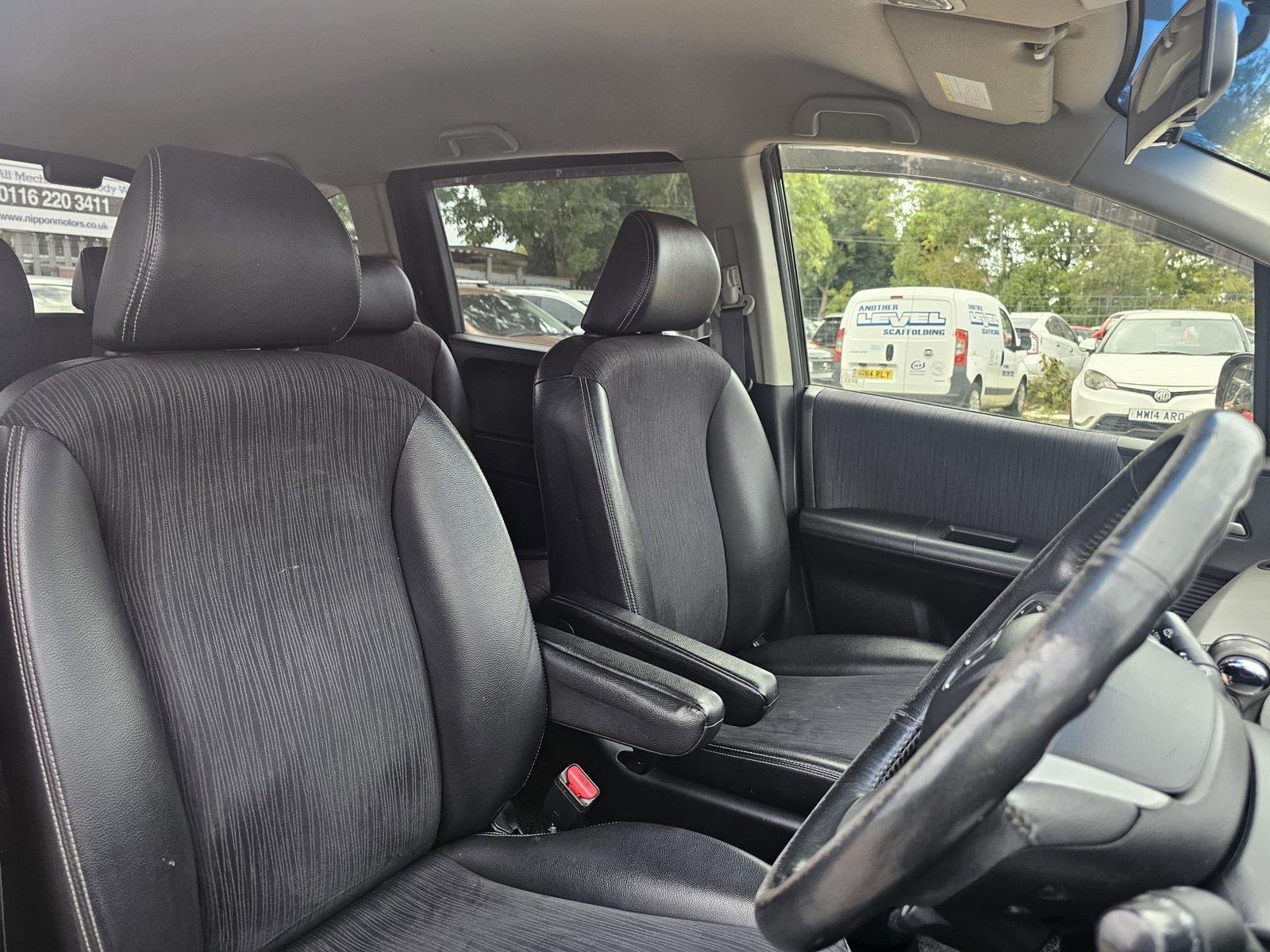 Honda Freed 1.5h EX IMA Automatic Hybrid 7 Seater MPV