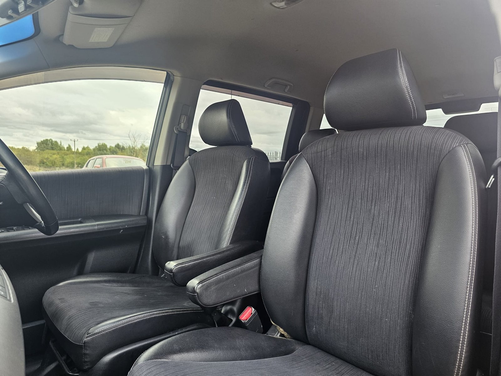 Honda Freed 1.5h EX IMA Automatic Hybrid 7 Seater MPV