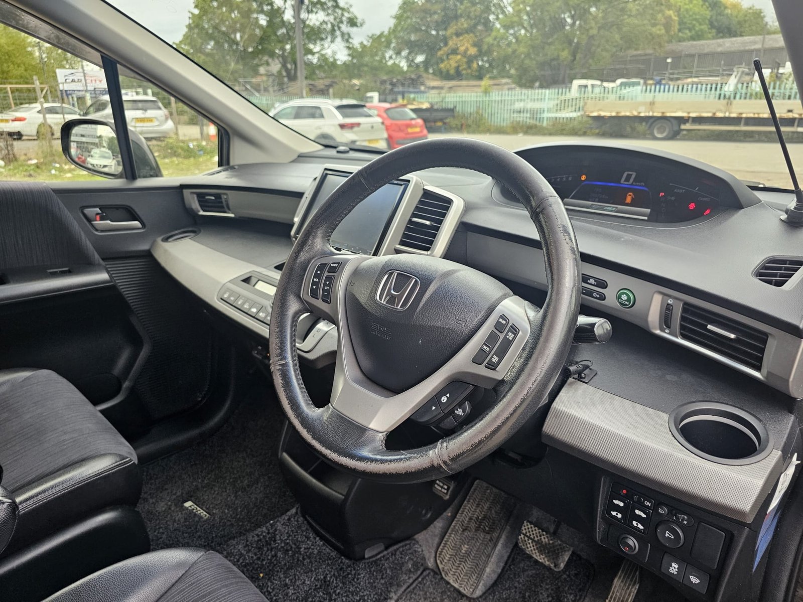 Honda Freed 1.5h EX IMA Automatic Hybrid 7 Seater MPV