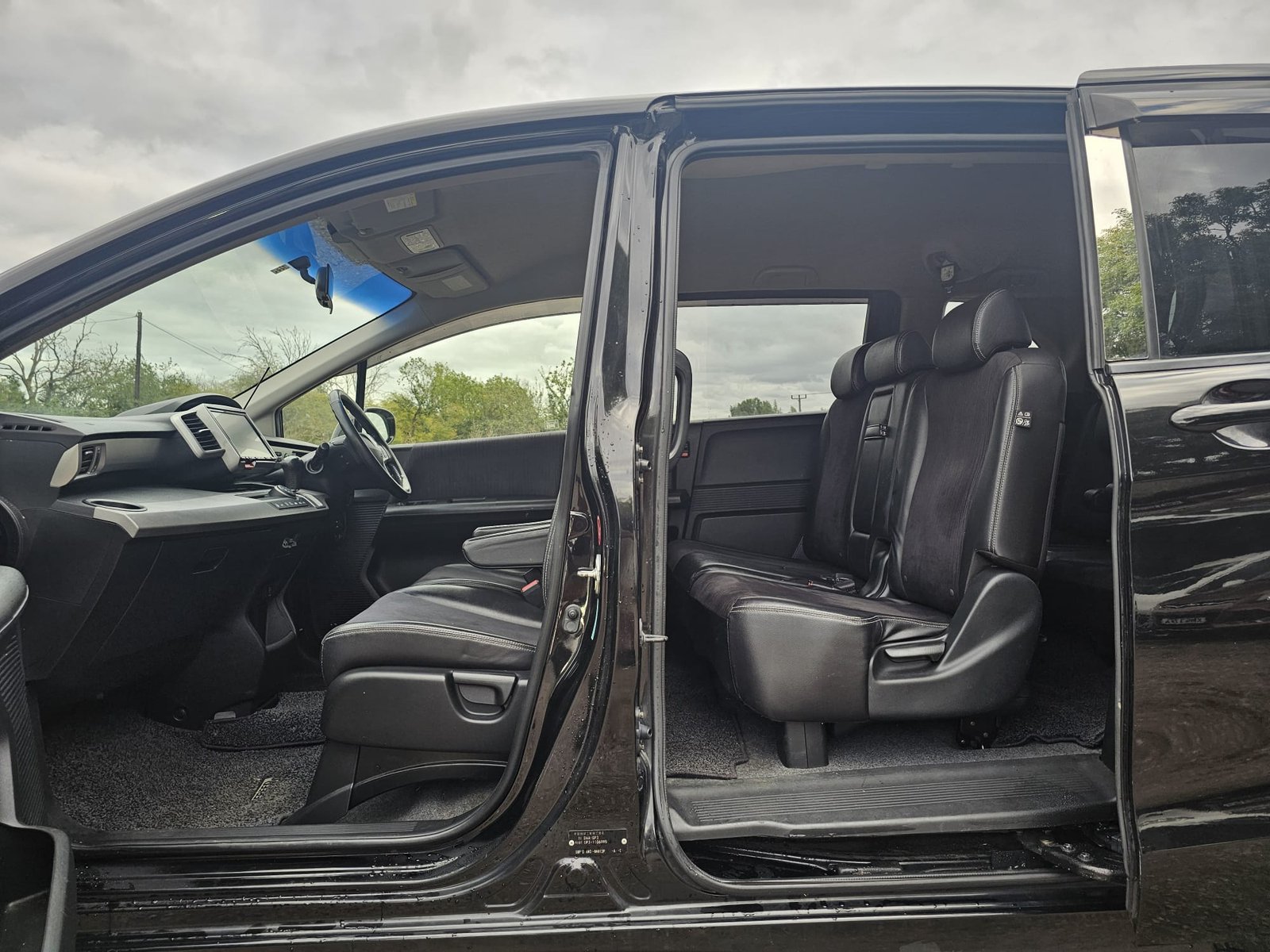 Honda Freed 1.5h EX IMA Automatic Hybrid 7 Seater MPV