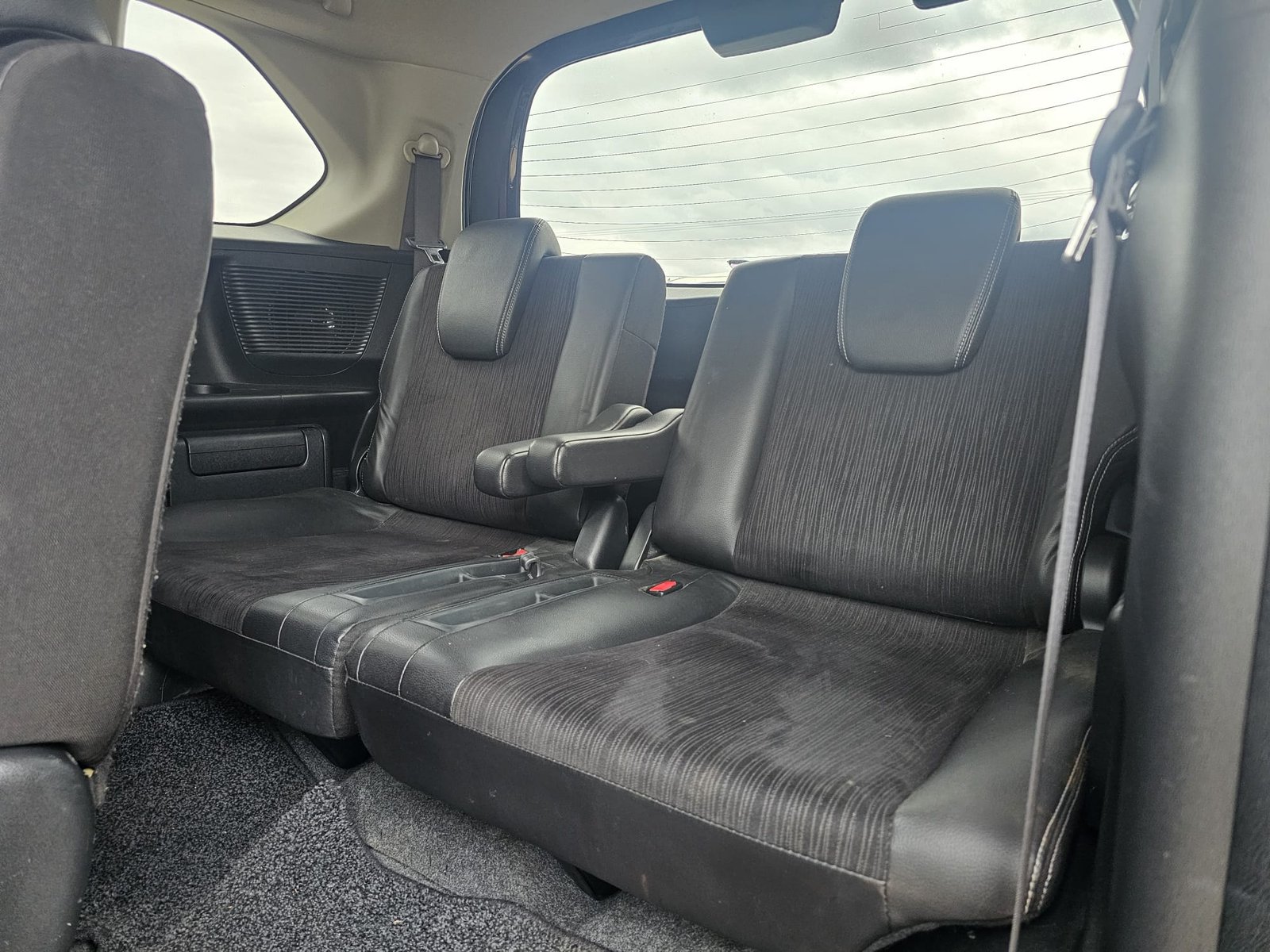 Honda Freed 1.5h EX IMA Automatic Hybrid 7 Seater MPV