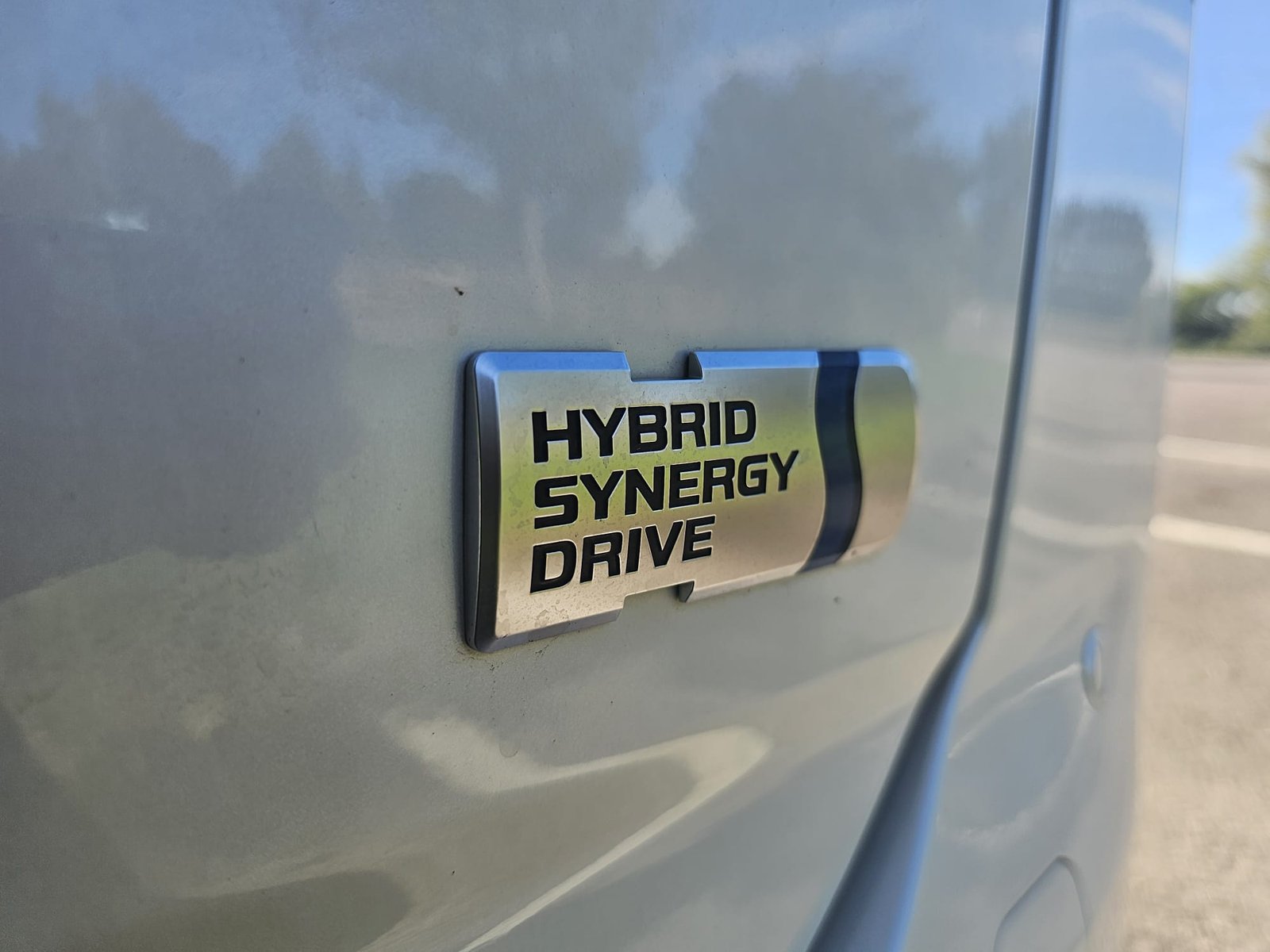 Toyota Noah 1.8h Auto Hybrid 8 Seater MPV ACC