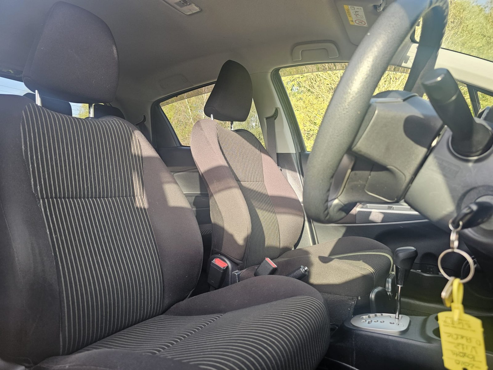 TOYOTA YARIS Vitz Jewela Edition 1.33L Automatic 5dr Hatchback