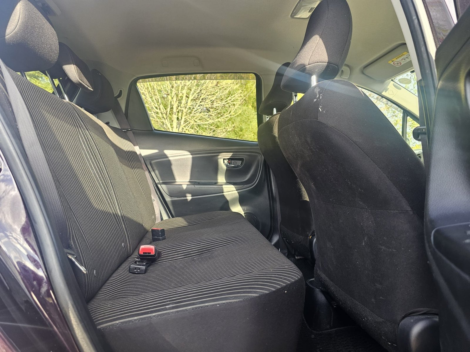 TOYOTA YARIS Vitz Jewela Edition 1.33L Automatic 5dr Hatchback