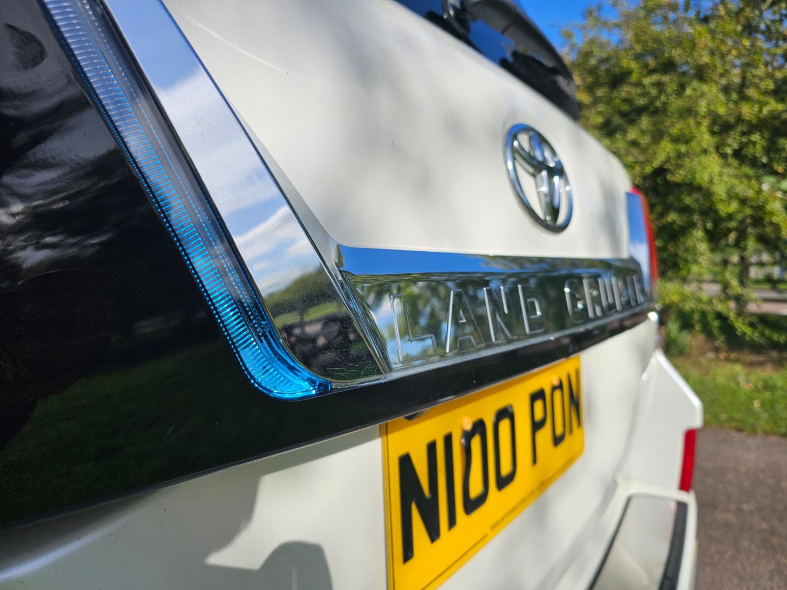TOYOTA LAND CRUISER Prado Amazon ZX 4.6 V8 Petrol Auto 5dr 8 Seater