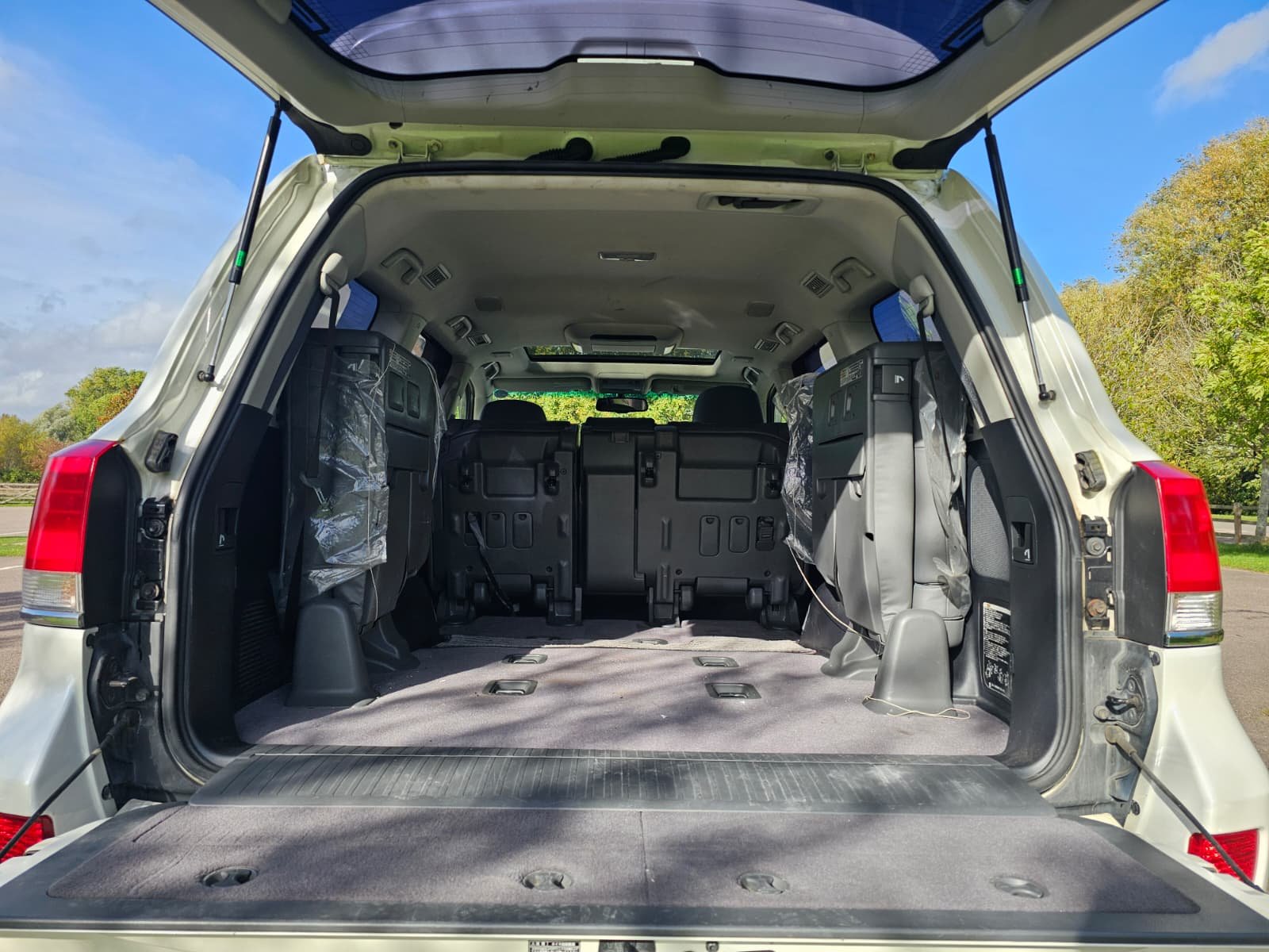 TOYOTA LAND CRUISER Prado Amazon ZX 4.6 V8 Petrol Auto 5dr 8 Seater