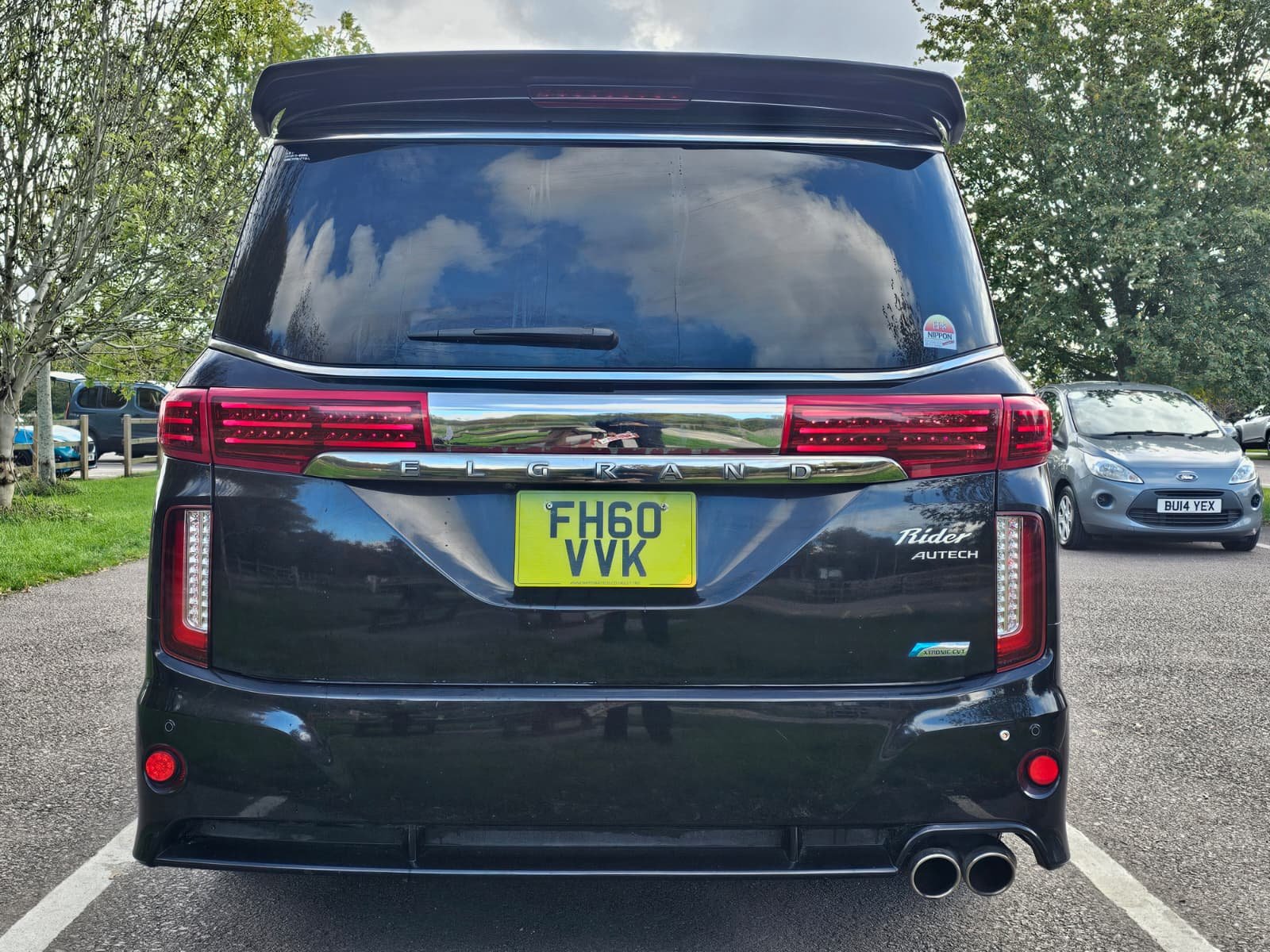 NISSAN ELGRAND Rider Autech E52 3.5 V6 Xtronic Auto 7 Luxury Seater MPV