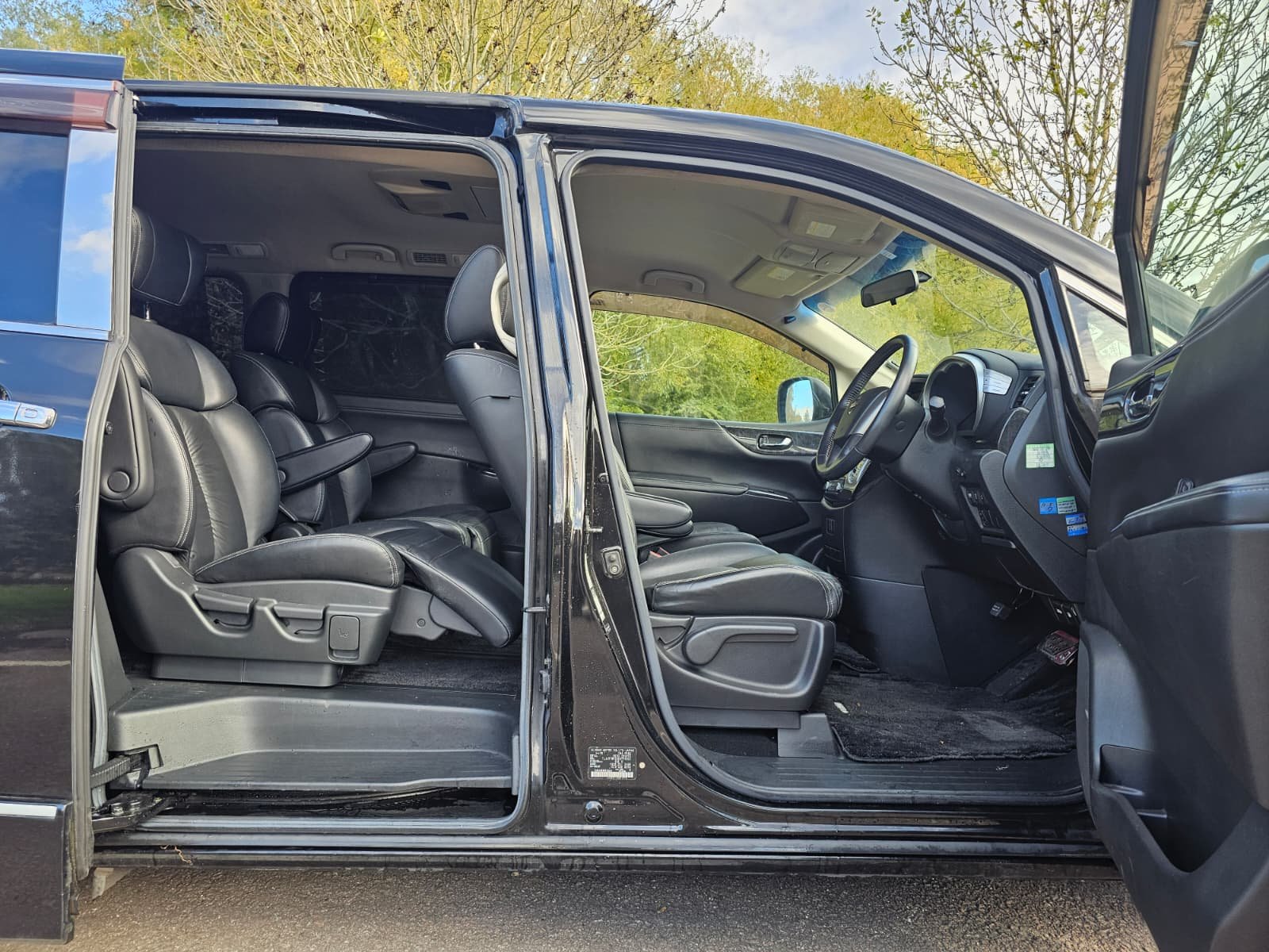 NISSAN ELGRAND Rider Autech E52 3.5 V6 Xtronic Auto 7 Luxury Seater MPV