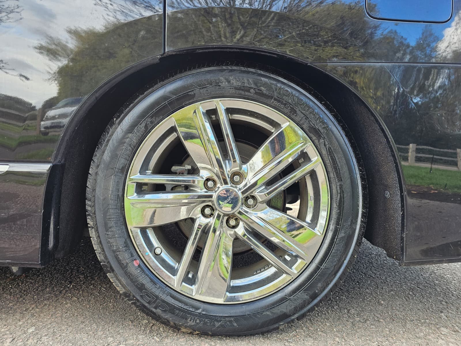 NISSAN ELGRAND Rider Autech E52 3.5 V6 Xtronic Auto 7 Luxury Seater MPV
