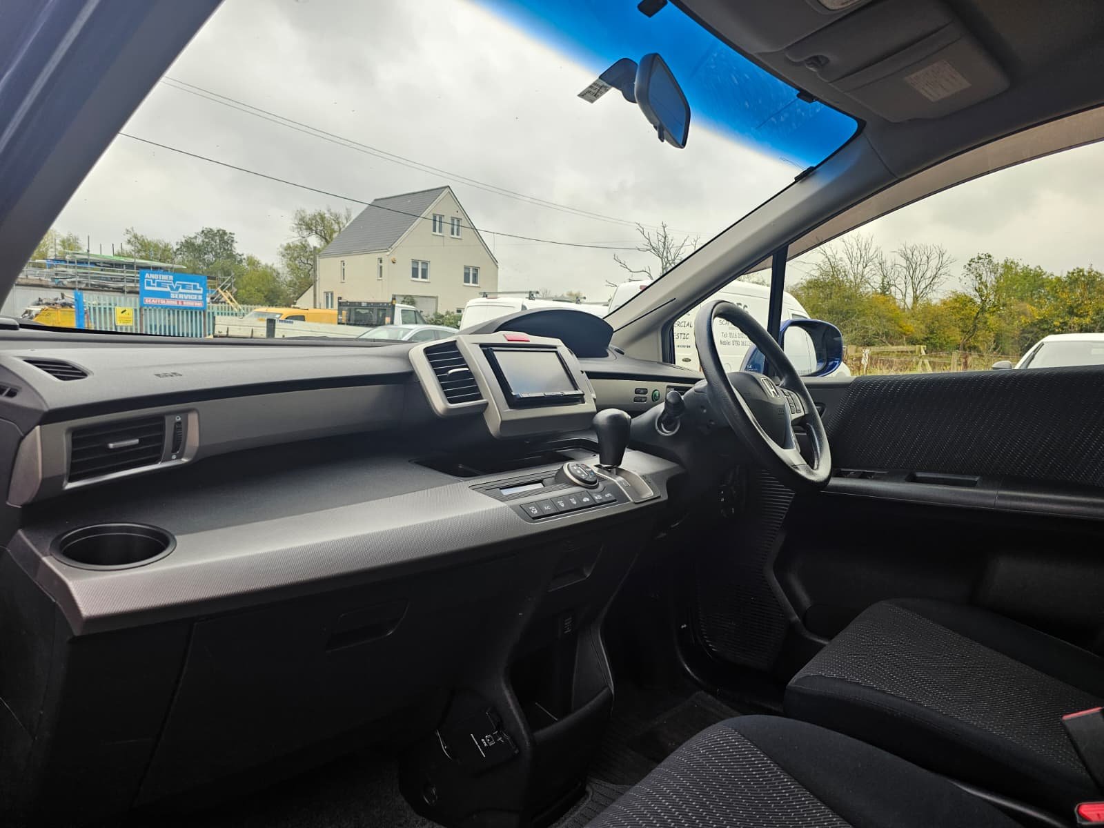 HONDA FREED 1.5h EX IMA Automatic Hybrid 7 Seater 5dr MPV