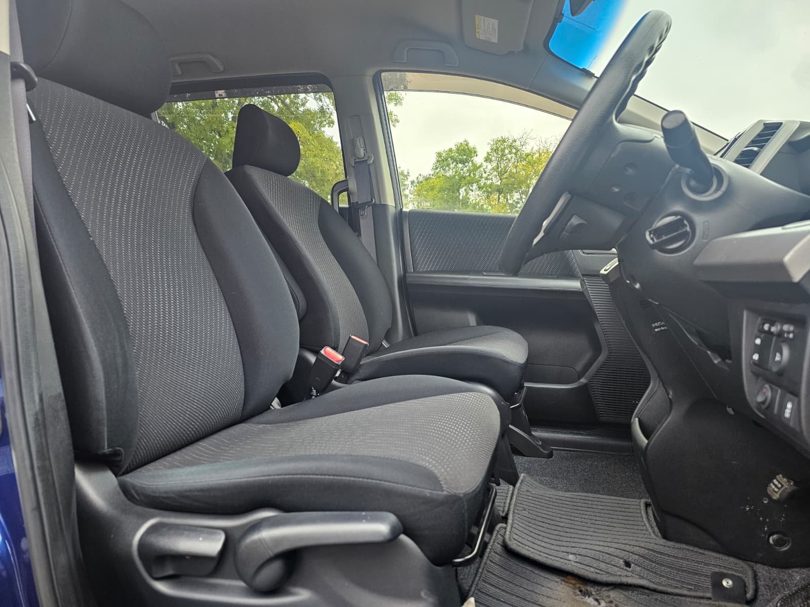HONDA FREED 1.5h EX IMA Automatic Hybrid 7 Seater 5dr MPV