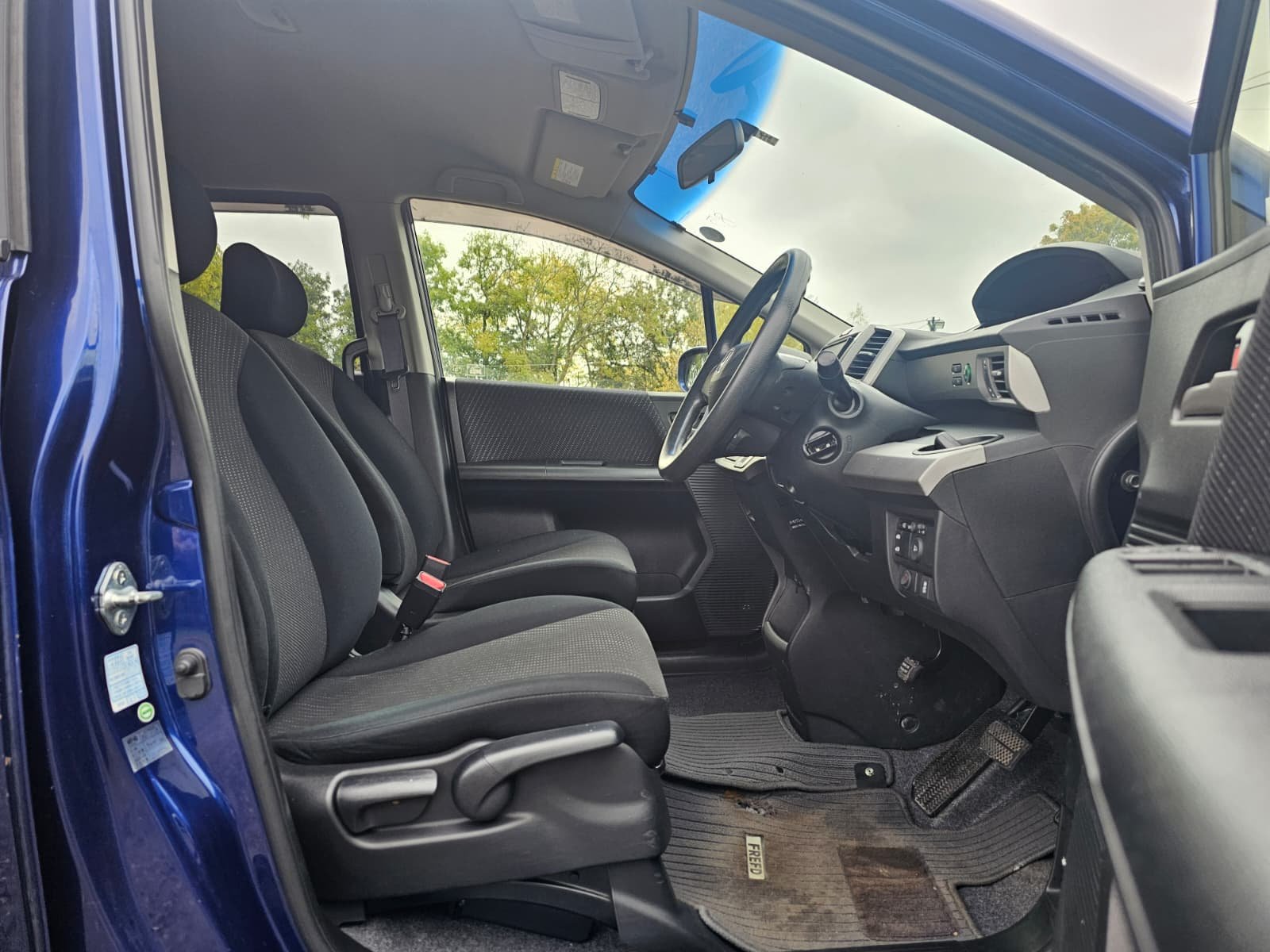 HONDA FREED 1.5h EX IMA Automatic Hybrid 7 Seater 5dr MPV
