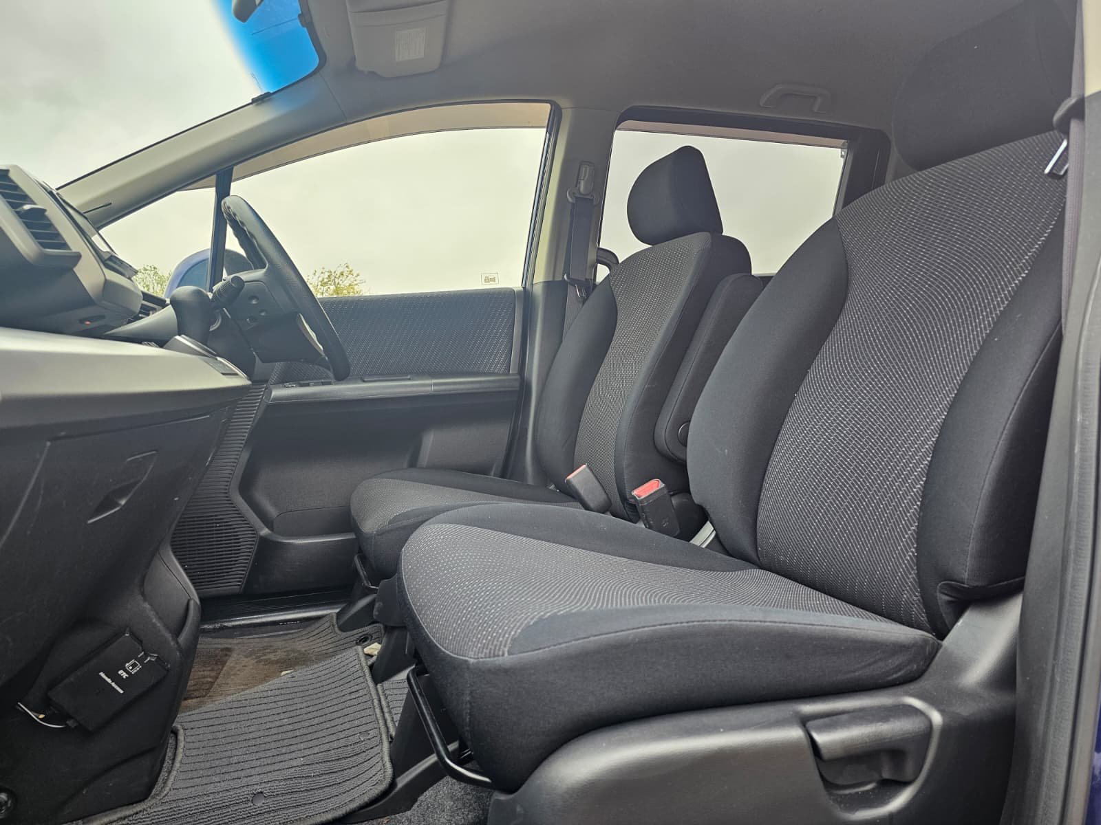 HONDA FREED 1.5h EX IMA Automatic Hybrid 7 Seater 5dr MPV