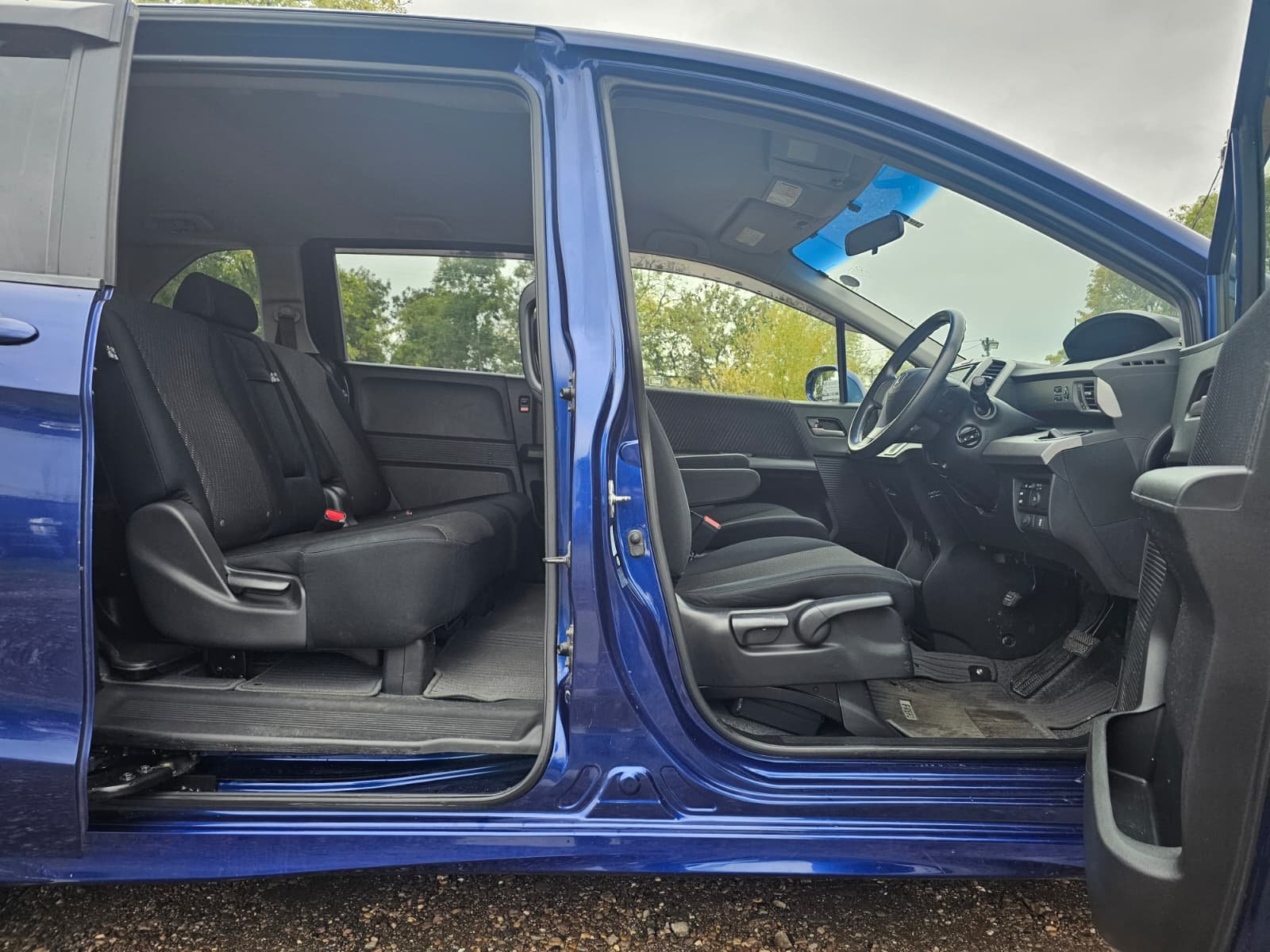HONDA FREED 1.5h EX IMA Automatic Hybrid 7 Seater 5dr MPV